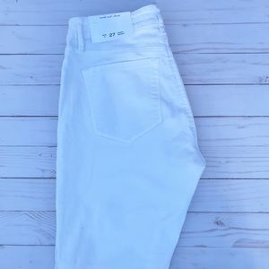 Ann Taylor loft curvy skinny white jeans